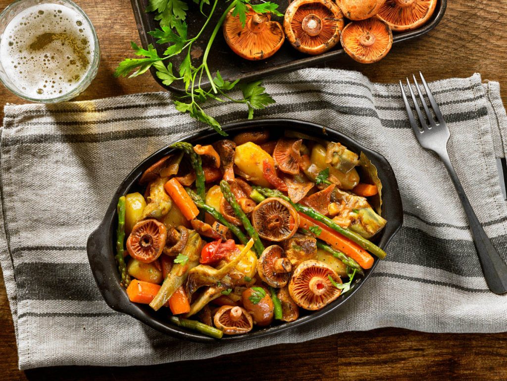 receta-ametller-origen-estofado-rovellons-alcachofas-esparragos