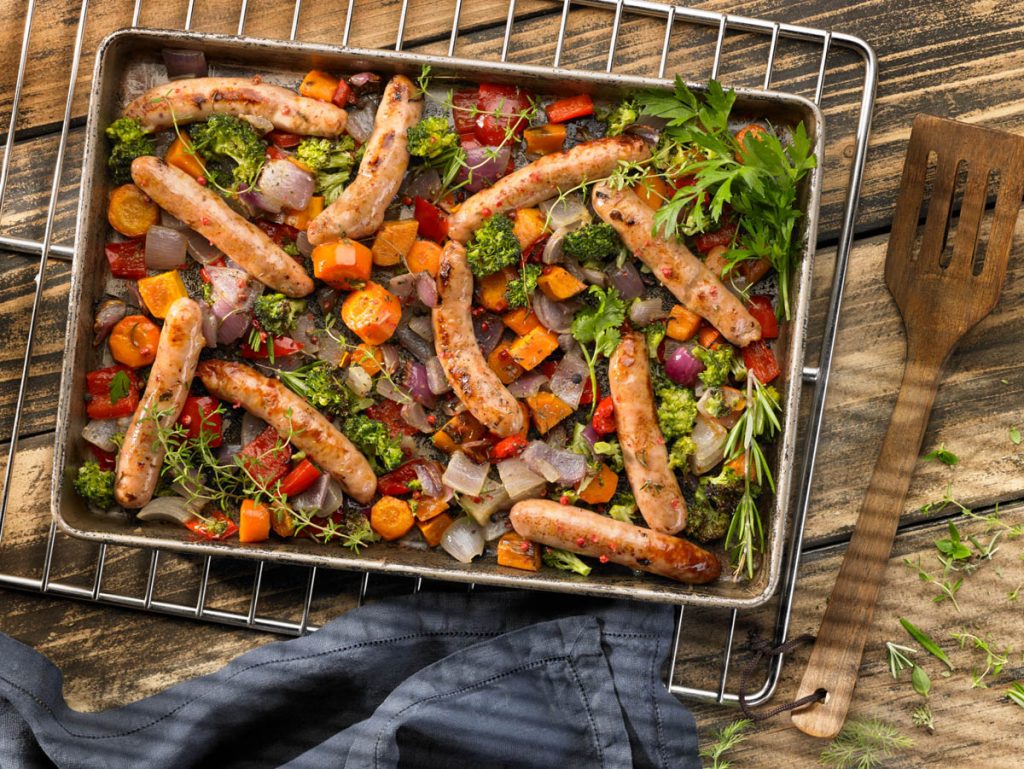 Receta AmetllerOrigen de salchichas de pollo al horno con verduras